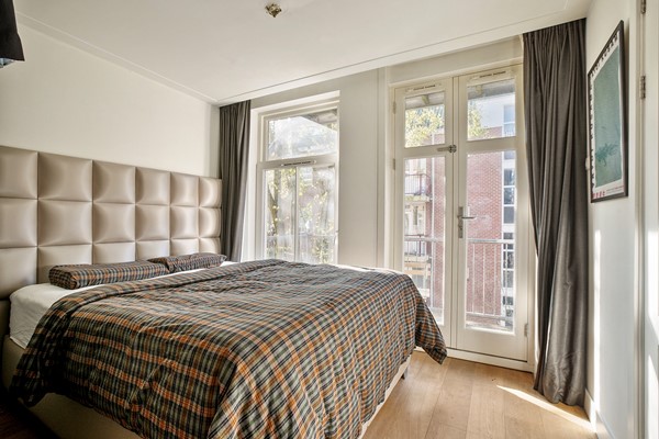 Medium property photo - Albert Cuypstraat 42B, 1072 CV Amsterdam